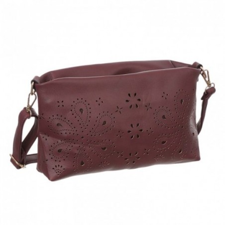 bolsa-transversal-detalhes-vazados-feminina