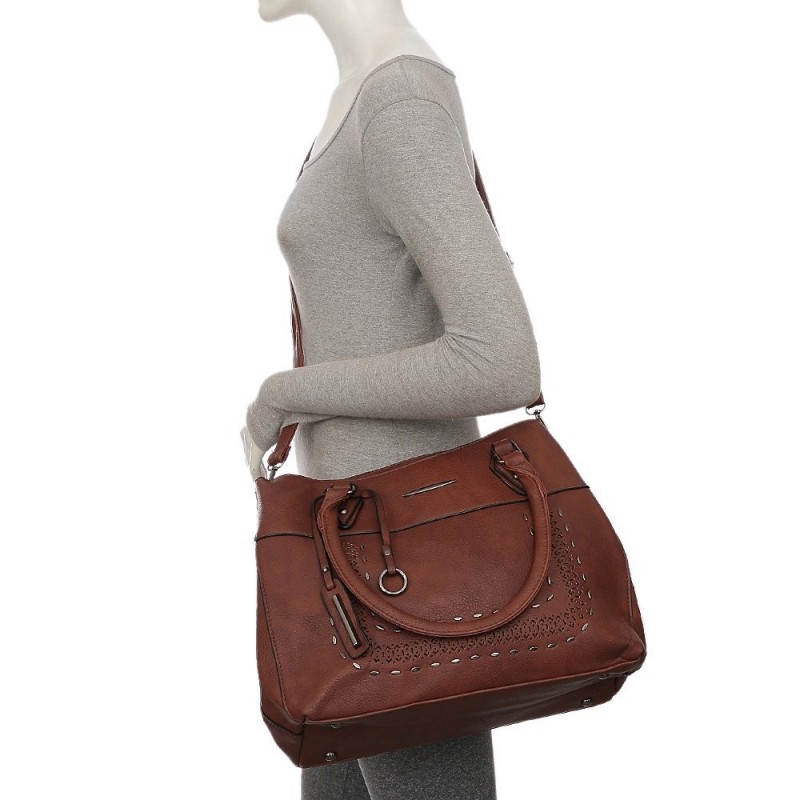 bolsa-feminina-de-ombro-animal-print-com-tachas-e-vazados