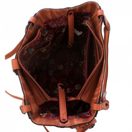 bolsa-feminina-hobo-em-tresse-com-tachas