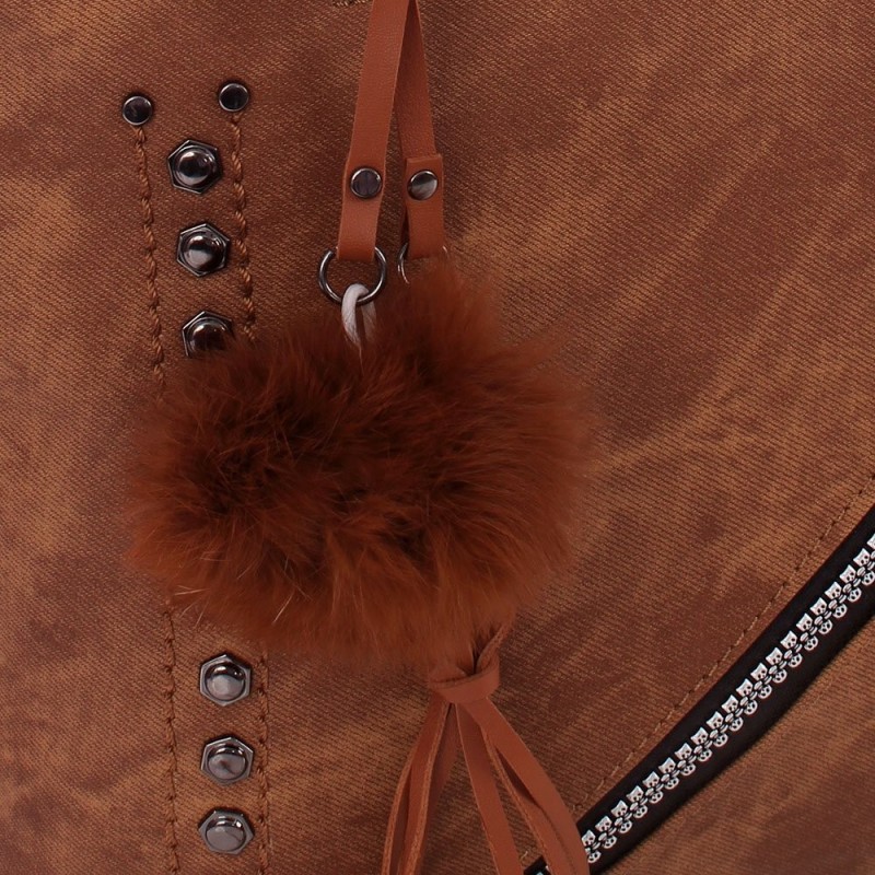 bolsa-luxo-shopper-feminina-estonada-com-tachas-e-tassel