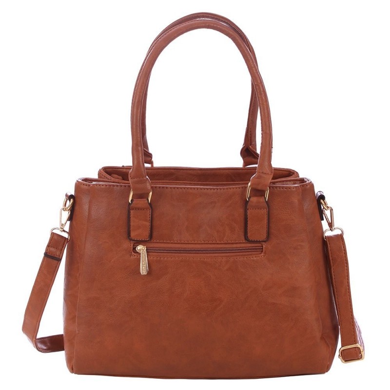 bolsa-de-ombro-satchel-feminina-matelasse-em-tachas