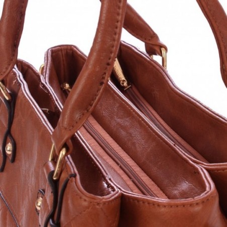 bolsa-de-ombro-satchel-feminina-matelasse-em-tachas