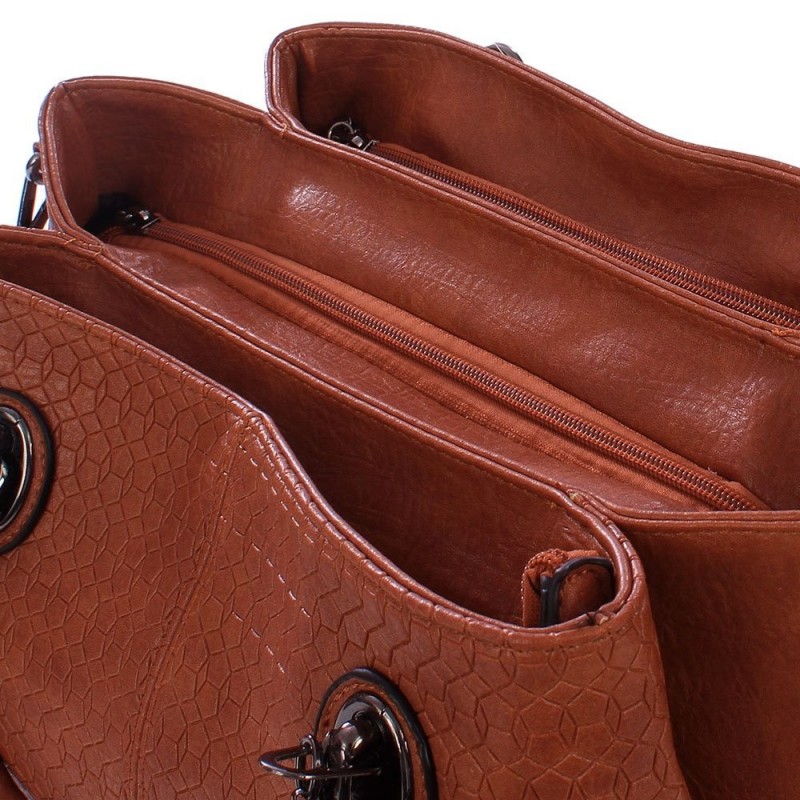 bolsa-satchel-feminina-alto-relevo-com-alca-de-correntes