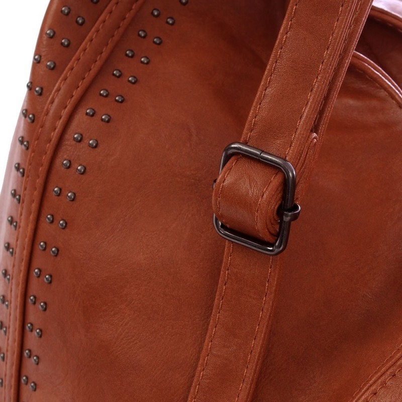 bolsa-hobo-luxo-alto-relevo-com-tachas-feminina