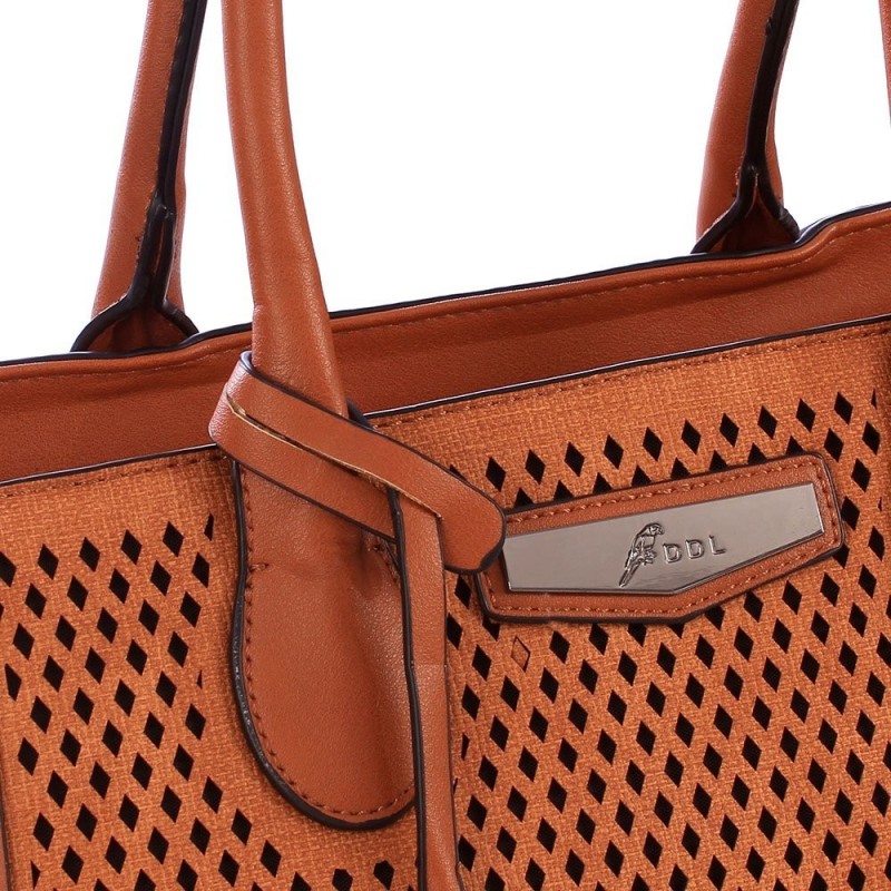 bolsa-shopper-feminina-alto-relevo-com-vazados-e-pingente