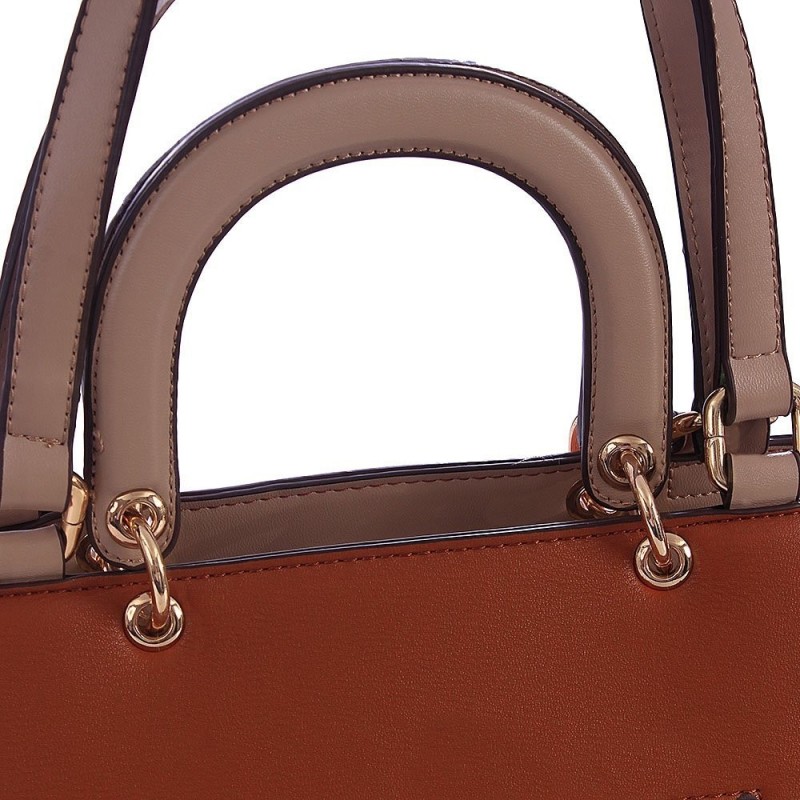 kit-com-bolsa-bau-luxo-alto-relevo-floral-transversal-em-tresse-e-tachas