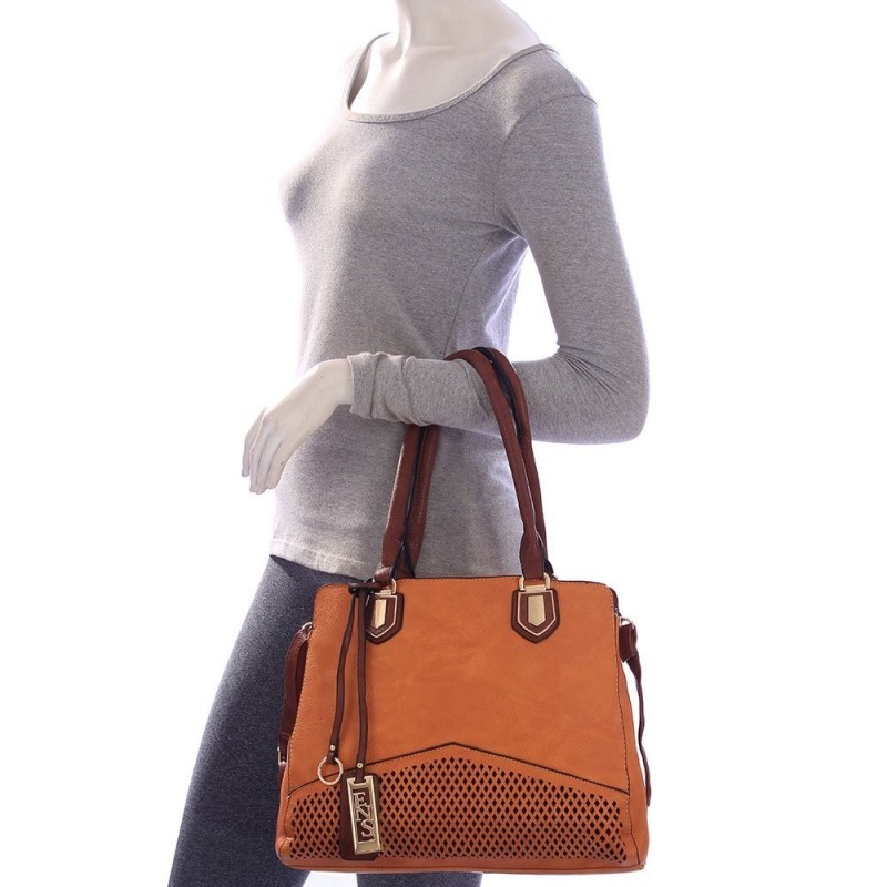 bolsa-feminina-totem-em-alto-relevo-com-vazados