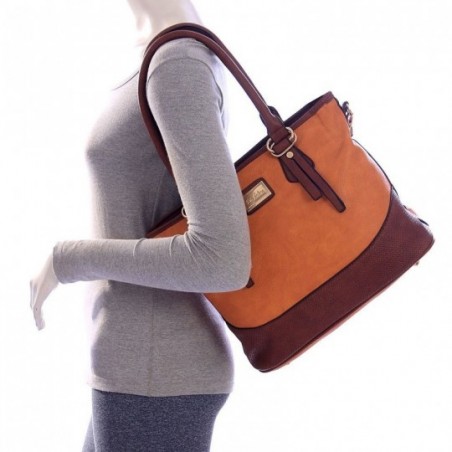 bolsa-satchel-feminina-em-alto-relevo-com-vazados