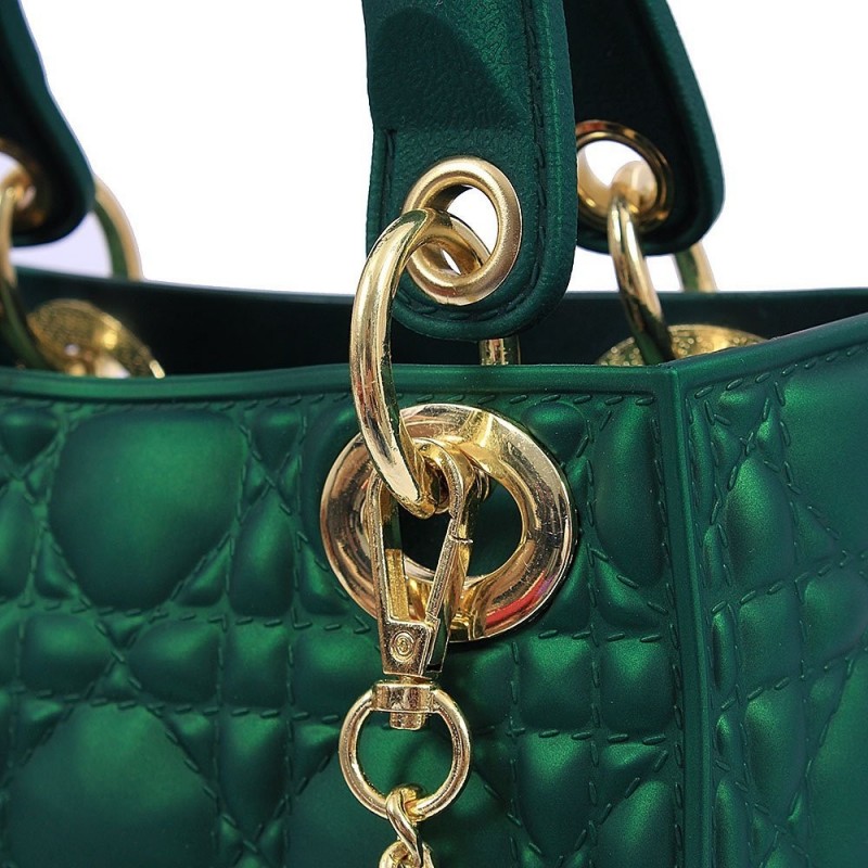 bolsa-feminina-bau-silicone-luxo-em-matelasse-alca-corrente-ou-de-mao