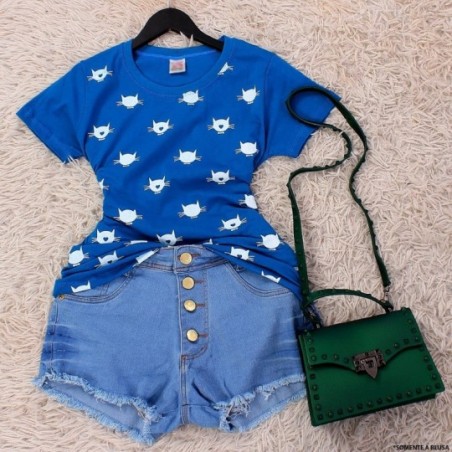 camiseta-feminina-estampa-gatinho-com-manga-curta