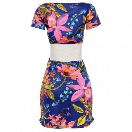 vestido-curto-feminino-com-recortes-laterais