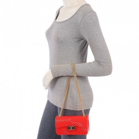 bolsa-bau-silicone-luxo-verniz-com-alca-corrente-versatil
