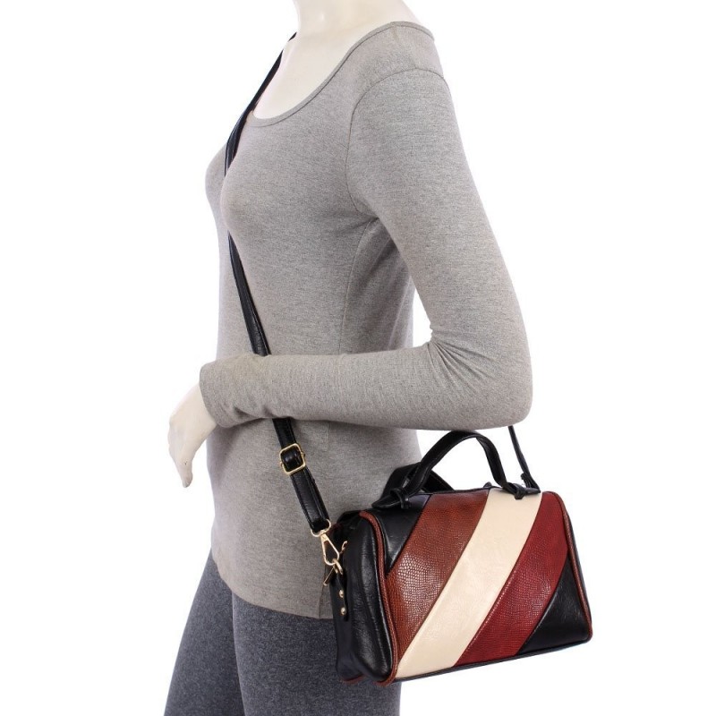 bolsa-bau-com-listras-diagonais-em-animal-print
