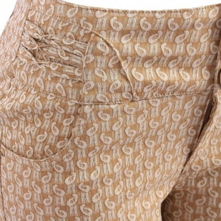 calca-feminina-cotton-jeans-em-alto-relevo