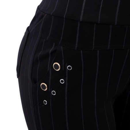 calca-feminina-risca-de-giz-com-bolso-detalhado