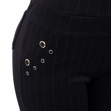 calca-feminina-rica-de-giz-com-bolso-laterais