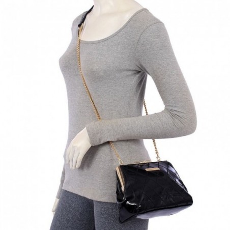 bolsa-clutch-de-verniz-luxo-feminina-com-alca-de-corrente
