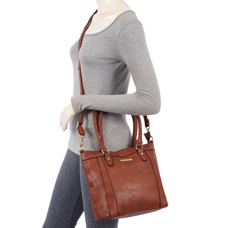 bolsa-totem-feminina-em-alto-relevo-com-detalhes-metalicos-1