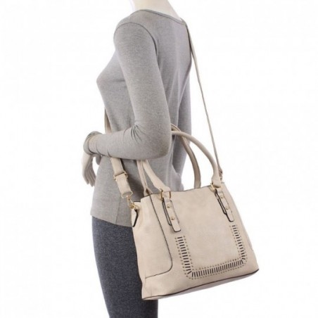 bolsa-satchel-feminina-em-alto-relevo-com-tachas-e-vazados