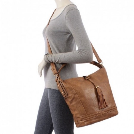 bolsa-hobo-feminina-em-alto-relevo-tresse-com-tassel