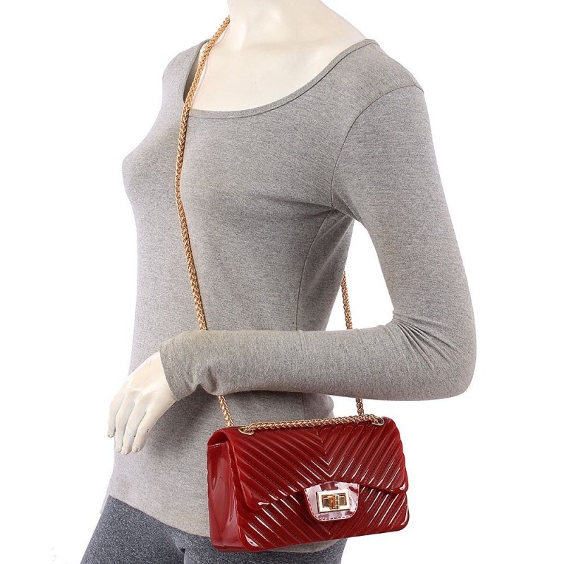 bolsa-silicone-bau-luxo-verniz-com-alca-corrente-versatil