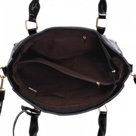 bolsa-de-verniz-bicolor-feminina-com-pingente-metalico