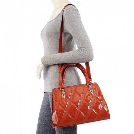 bolsa-de-verniz-em-matelasse-e-tresse-feminina-no-atacado