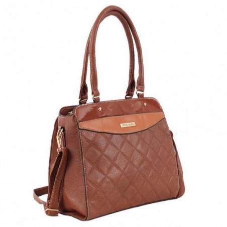 bolsa-totem-feminina-em-matelasse-detalhe-envernizado