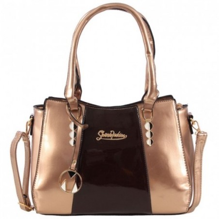 bolsa-de-verniz-feminina-bicolor-com-pingente-metalico