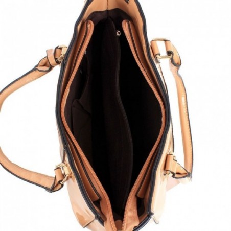 bolsa-de-verniz-feminina-bicolor-com-pingente-metalico