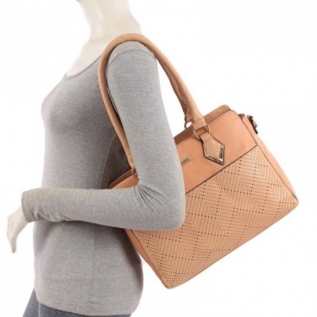 bolsa-shopper-feminina-com-vazados-e-detalhes-metalicos