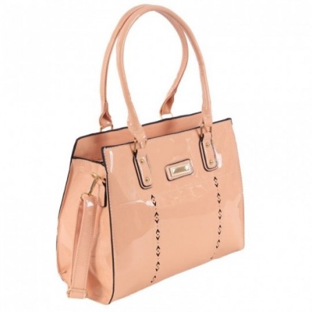 bolsa-de-verniz-feminina-com-vazados-e-detalhes-metalicos