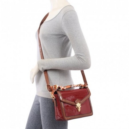bolsa-bau-feminina-de-verniz-luxo-com-lenco-removivel