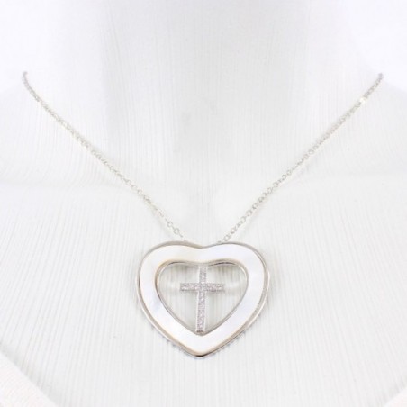 colar-feminino-em-formato-de-coracao-com-cruz-em-strass