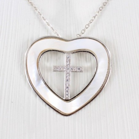 colar-feminino-em-formato-de-coracao-com-cruz-em-strass