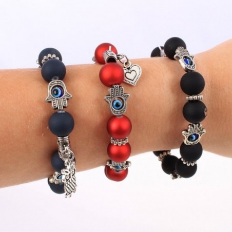 kit-3-pulseiras-com-pingente-mao-de-fatima-e-bolinhas-foscas