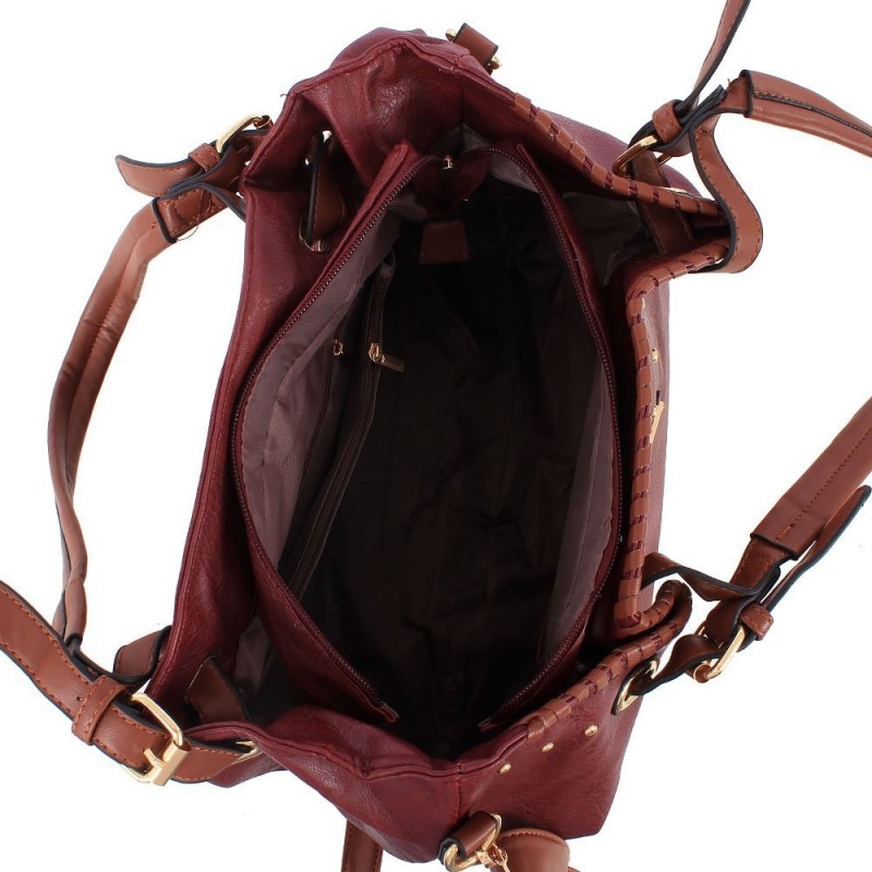 bolsa-feminina-hobo-com-tachas-em-alto-relevo-e-tresse