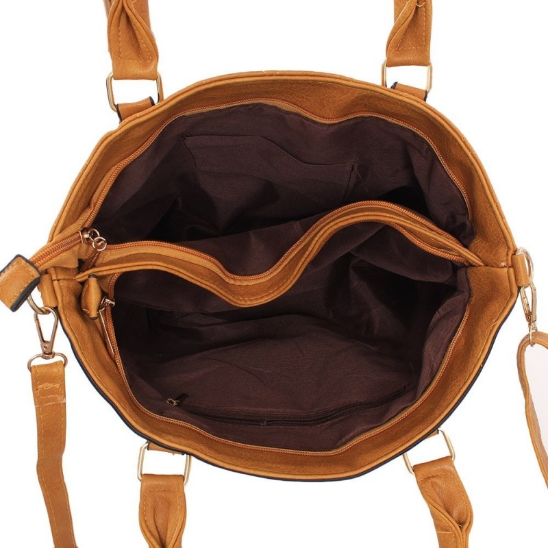 bolsa-totem-feminina-em-matelasse-e-alto-relevo-alca-dupla