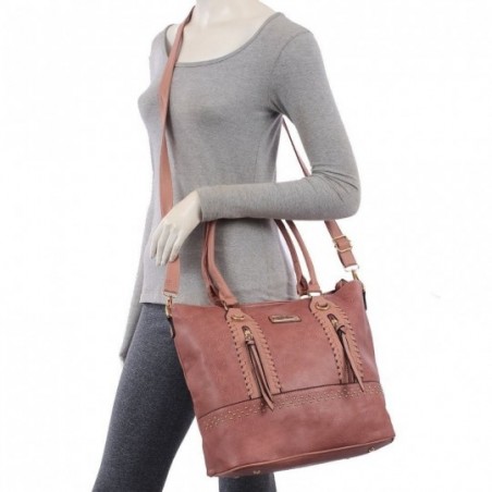 bolsa-totem-feminina-em-alto-relevo-com-tresse-e-tachas-1