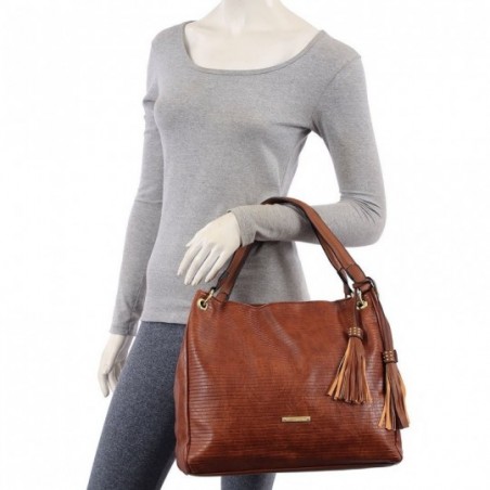 bolsa-hobo-feminina-com-detalhes-metalicos-tassel-duplo