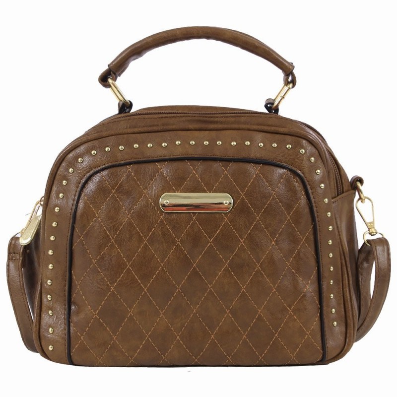 bolsa-luxo-feminina-em-matelasse-com-tachas-alca-de-mao
