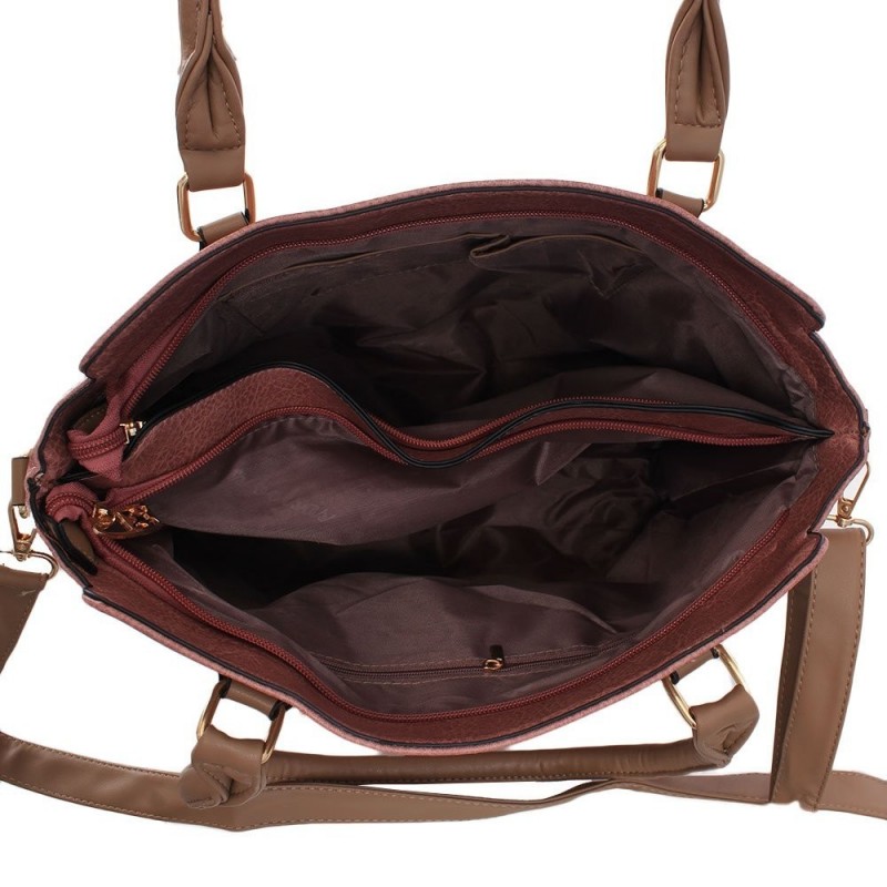 bolsa-feminina-totem-em-alto-relevo-com-tachas-e-tresse