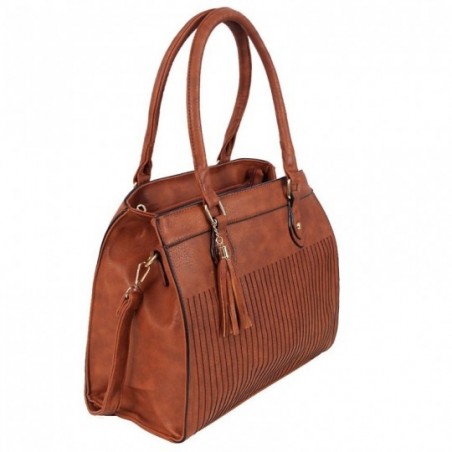 bolsa-totem-feminina-em-alto-relevo-matelasse-com-tassel