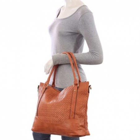Bolsa Shopper Feminina Em Matelassê Com Repartições Externas