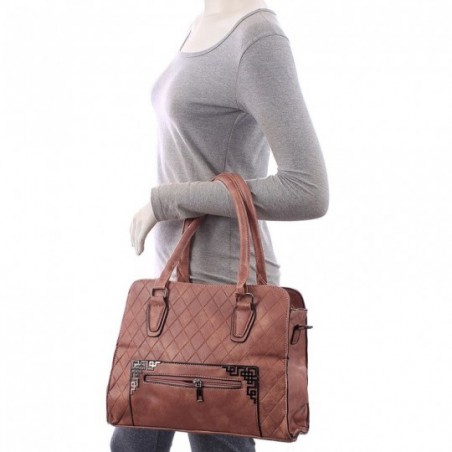 Bolsa Shopper Feminina Em Matelassê Detalhes Metálicos