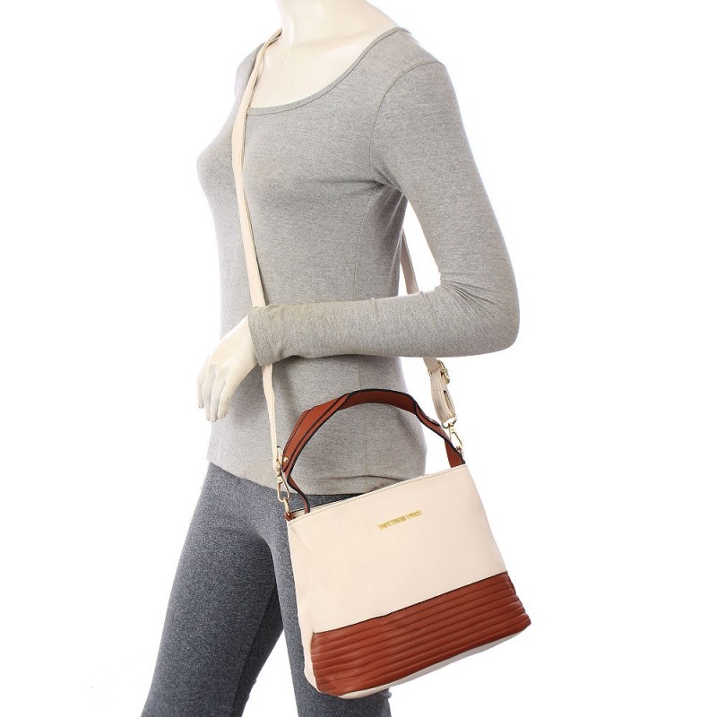 Bolsa Feminina De Mão Com Tresse Uma Alça E Duas Repatições