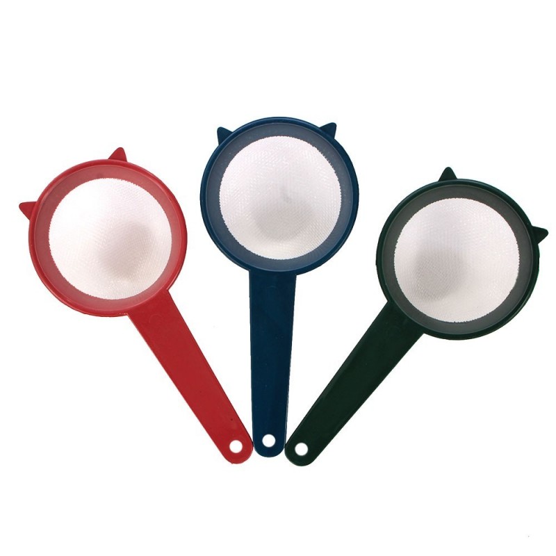 Peneira Coador Colorida Com Cabo Plástico 16 cm