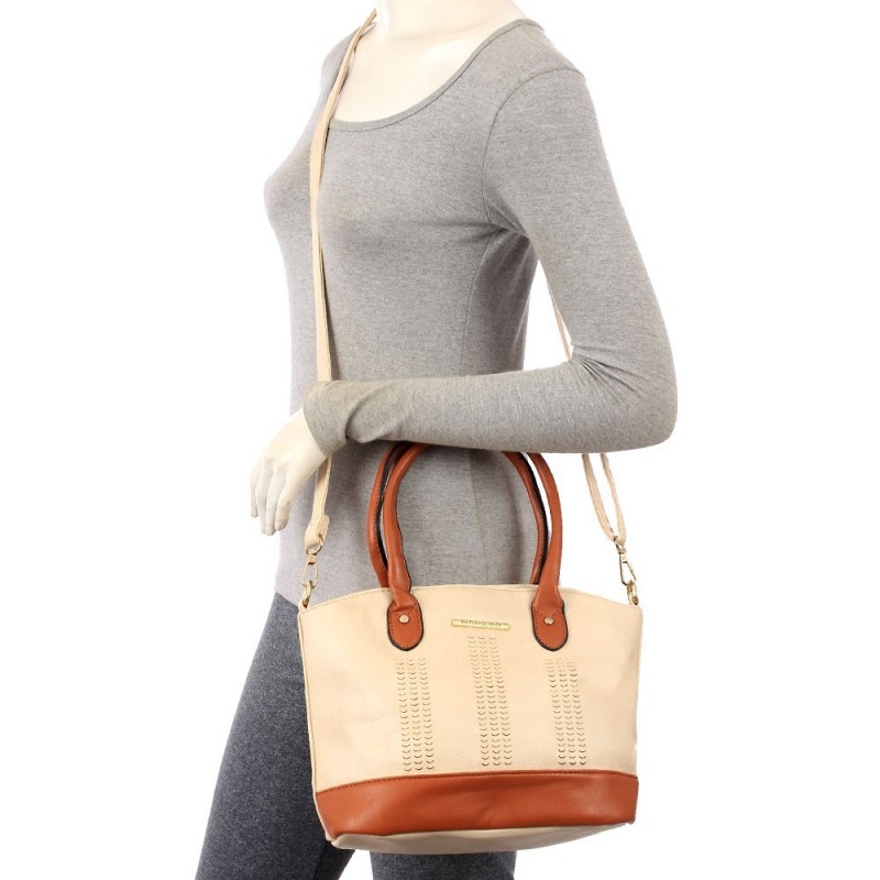 Bolsa Feminina Ombro Baguete Detalhes Vazados
