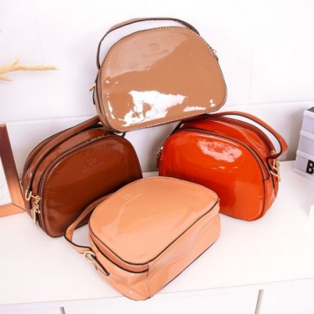 Bolsa Feminina Alça De Mão Estruturada Em Verniz