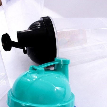 Shakeira Plástica C/ Tampa 650 Ml ErcaPlast No Atacado